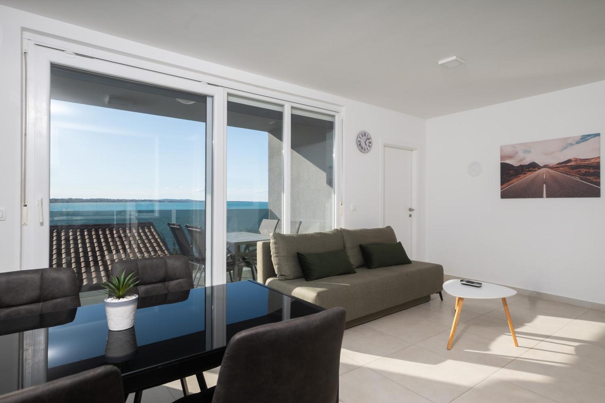 Sunshine Bay Apartman Nin Kültér fotó