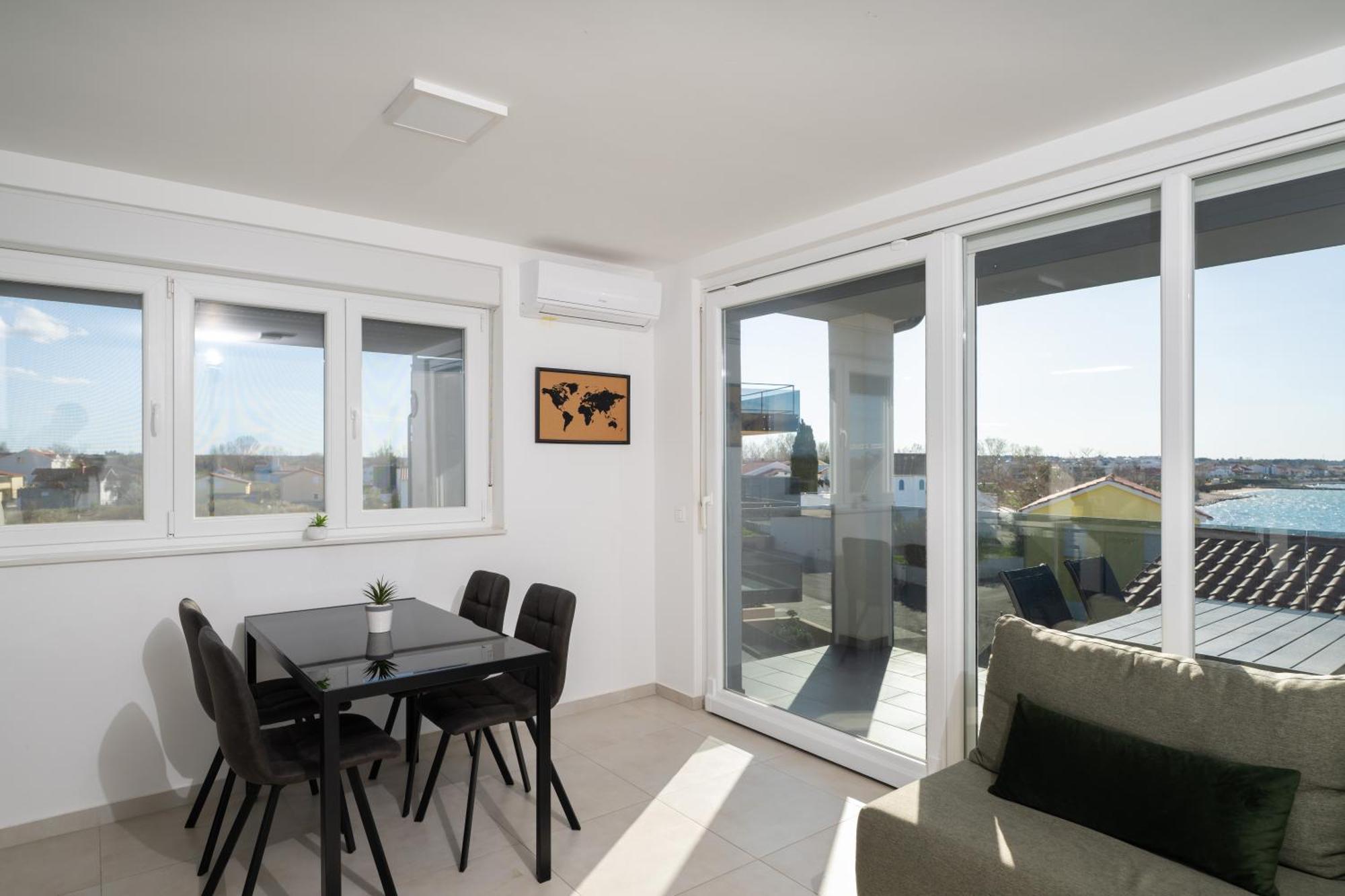 Sunshine Bay Apartman Nin Kültér fotó