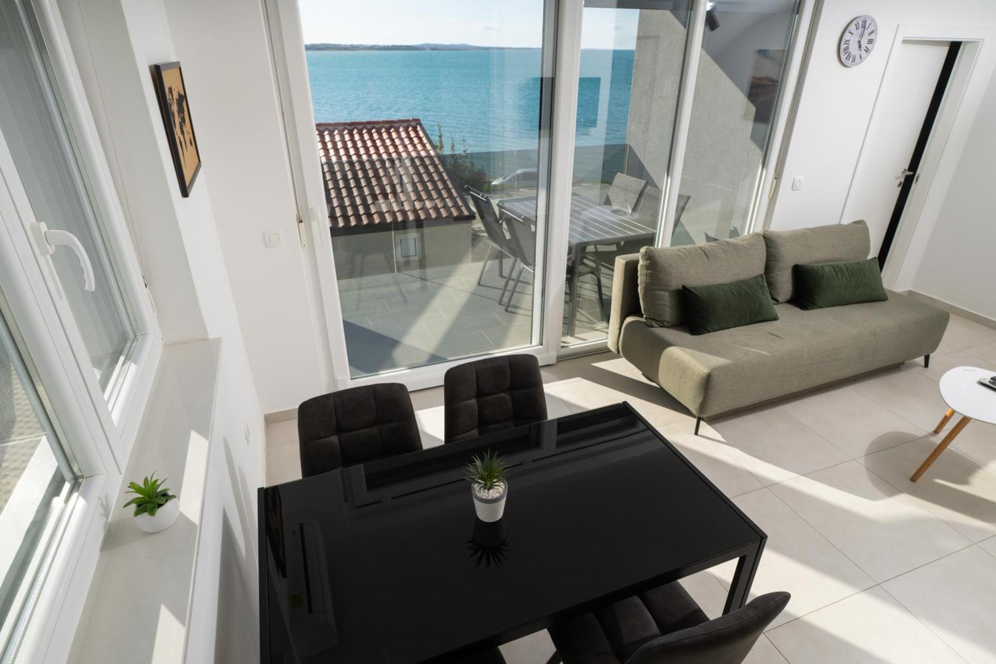 Sunshine Bay Apartman Nin Kültér fotó